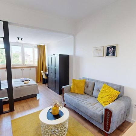 Modern City Stay Apartment 4 Min Walk From Alexander Nevski Sofia Exterior photo