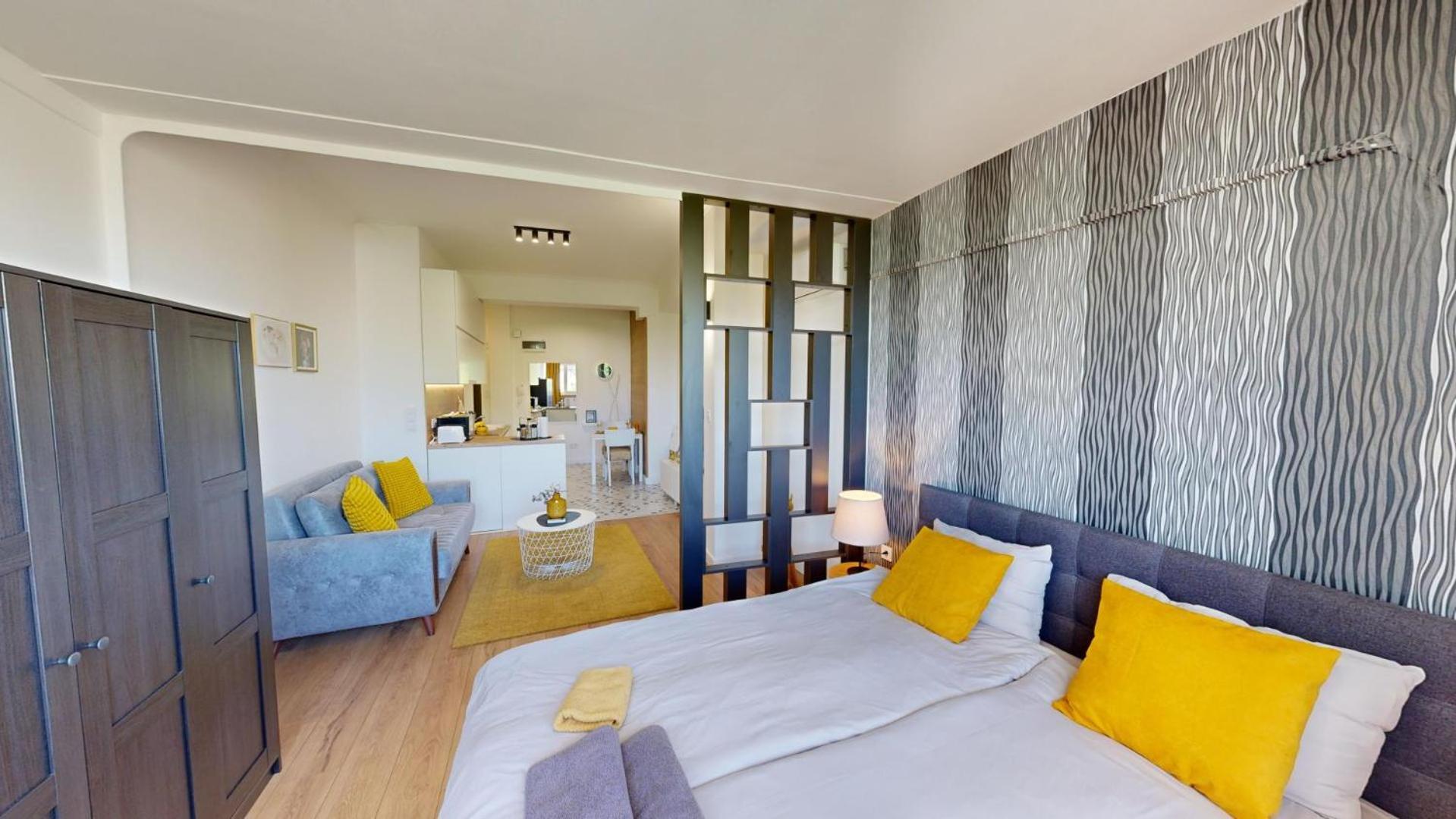 Modern City Stay Apartment 4 Min Walk From Alexander Nevski Sofia Exterior photo